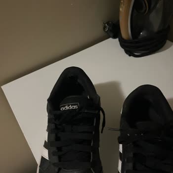 In Street Den Almış Olduğum Adidas Spor Ayakkabı