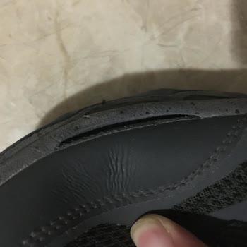 Skechers Almadan Önce Oku