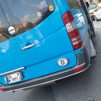 İstanbul Minibüsçüler Odası Minibüsün Durmadan Kapı Açması