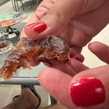 Tadım Hurma Paketinden Kıl Çıktı