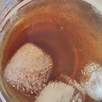 BİM İçecek İçinden Garip Cisimler Çıktı