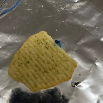 Lays İçinden Çıkan Sert Plastik Parçası