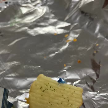 Lays İçinden Çıkan Sert Plastik Parçası