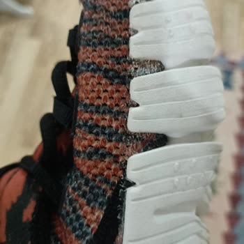 Nike Antalya Outlet Mağazasının Ayıplı Ürün Satması