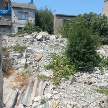 Çevre, Şehircilik Ve İklim Değişikliği Bakanlığı Yıkılan Evimize Haftalar Sonra Gelen Görevli
