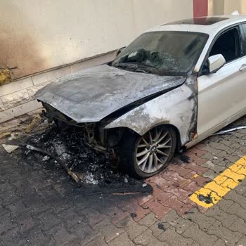 Park Halinde Hasarsız,37 Bin Km'de BMW Marka Arabamın Yanması