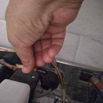 Electrolux Tecrübeli Olmayan Kişilere Yetki Verilmemelidir