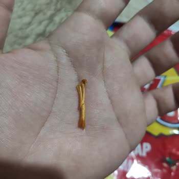 Ruffles İçinden Dal Çıktı