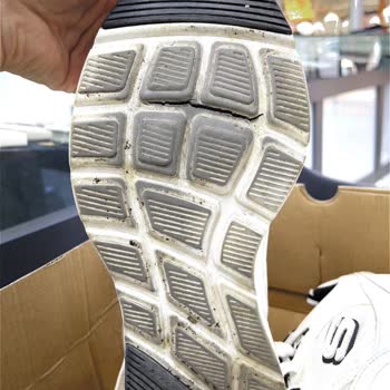 Skechers Ayakkabı Tabanının Açılması Ve Firmanın Arkasında Durmaması