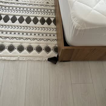 Vivense İade İşlemi Ve İlgilenilmemesi Kırık Bir Yatak Odası