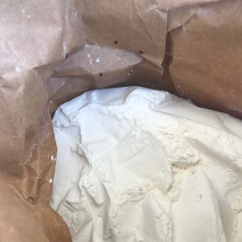 Sinangil Nostaljik Paket Unun İçinden Kurt Ve Böcekler Çıktı.