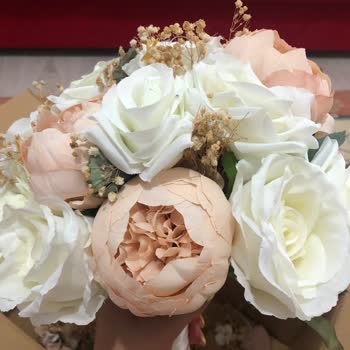 Gelinbuketi_masterflorist Gelinbuketi. Masterflorist Firmasının Ayıbı