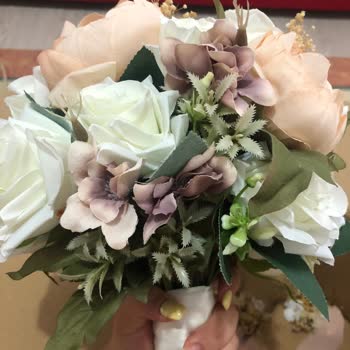 Gelinbuketi_masterflorist Gelinbuketi. Masterflorist Firmasının Ayıbı