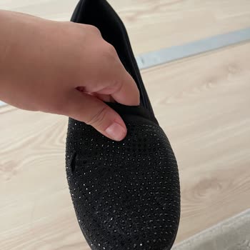 Skechers Markasına Ait Ürünün Deforme Olması