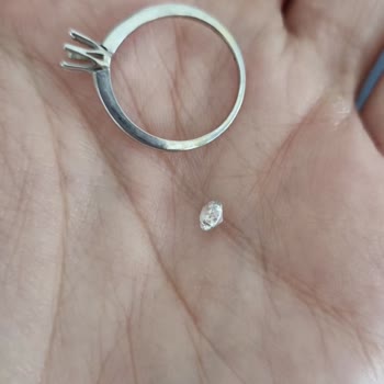 Atasay Tek Taş Yüzük Pırlanta Düşmesi