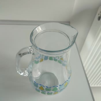 Paşabahçe Sürahinin Kapağı Kırıldı