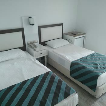 Halalbooking Ve Atlas Beach Hotel Oda Mağduriyeti