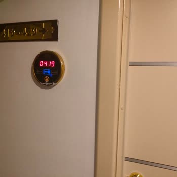 Halalbooking.com Halalbooking Ve Atlas Beach Hotel Oda Mağduriyeti