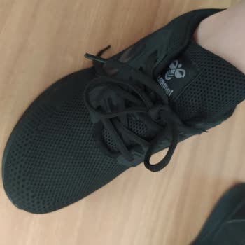Hummel Sorunlu Ayakkabı Satıldı Giyinince Fark Ettim