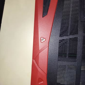 Dolap Acer Predator Helios 300 2018 Gaming Laptop İle İlgili Sorunlar