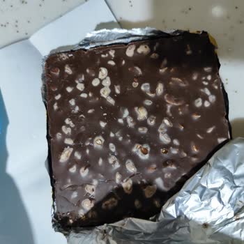 Eti Gıda Eti Fındıklı Kare Çikolata