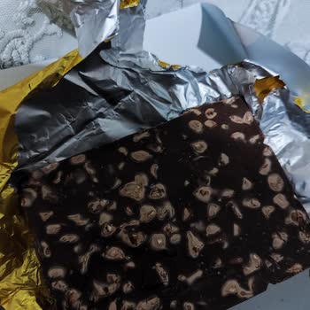 Eti Gıda Eti Fındıklı Kare Çikolata