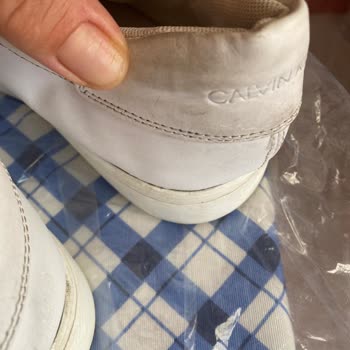 Calvin Klein Ayakkabı Açılması Parçalanması