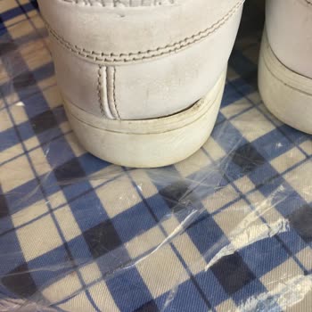 Calvin Klein Ayakkabı Açılması Parçalanması