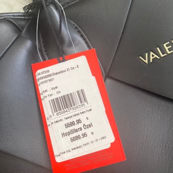 Morhipo Orijinalliği Şüpheli Valentino Çanta Satıyor!