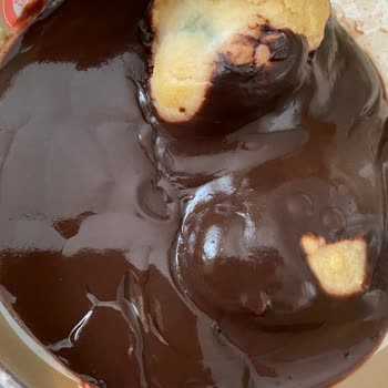 Eker Profiterol Küf