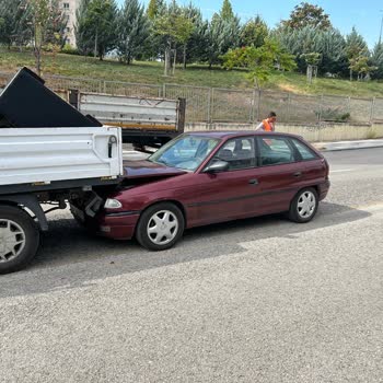 Yenimahalle Belediyesi Aracının Dikkatsizliği Ve İhmalkarsızlığı