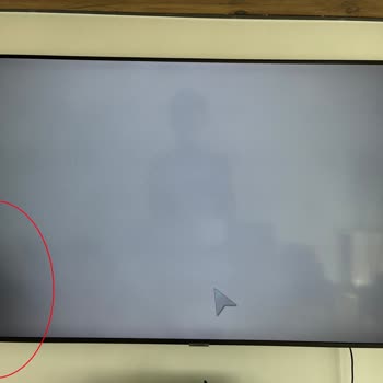 Unexplained Obscurationon On My Samsung 50TU7000 Television Screen