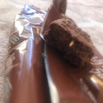 Saklıköy Çiftliği Saklıköy Bisküvinin İçinde İğne Gibi Saman Çıktı