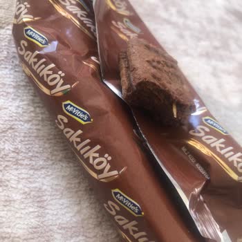 Saklıköy Çiftliği Saklıköy Bisküvinin İçinde İğne Gibi Saman Çıktı