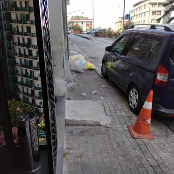 Kağıthane Belediyesi Tekstil Artıkları Ve Tekstillerin Çöpleri