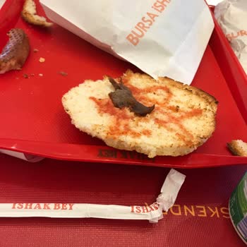 Bursa İshakbey İskender AVM Şubesindeki Hizmet Ve Ürün Kalitesizliği