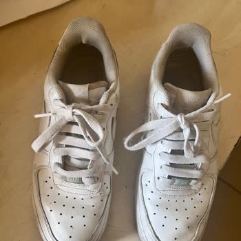 Sneaks Up Nike Ayakkabı 3 Ay Olmadan Deforme