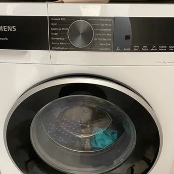 Siemens Ev Aletleri Çamaşır Makinem 5. Yıkamada Su Akıttı