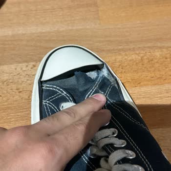 SuperStep Hatalı Converse Marka Ayakkabıyı Değiştirmeyi Kabul Etmiyor!