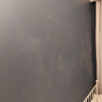 Polisan Boya Değil Duvar Kağıdı