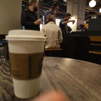 Emaar Starbucks'tan Aldığım Kahve Deneyimi