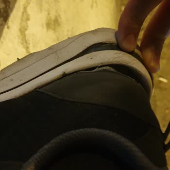 Lumberjack Marka Ayakkabı 1 Ayda Topuk Yerinden Kopmaya Başladı