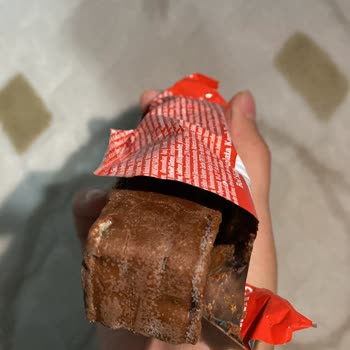 Eti Gıda Eti Ahenk Çikolatanın Küflü Çıkması