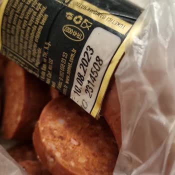 Carrefour SA Kullanım Tarihi Geçmiş Sucuk Satıyor