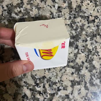 Ülker Margarin İçerisinden Kırmızı İp Çıktı