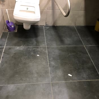 Gölbaşı Şehit Ahmet Özsoy Devlet Hastanesi Hastane Çalışanlarının Takibe Alınmasını İstiyorum