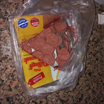 Anpagross Market Haramidere Şubesinden Aldığım Erpiliç Dilimli Sucuk Bozuk Çıktı