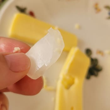 Muratbey Kaşar Peynirinde Plastik Parça Bulunması