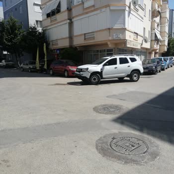 Karayolları Genel Müdürlüğü Kontrolsüz Kavşakta Sürekli Kaza Yaşanıyor