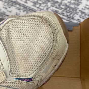 Skechers'ın Kusurlu Ayakkabısı